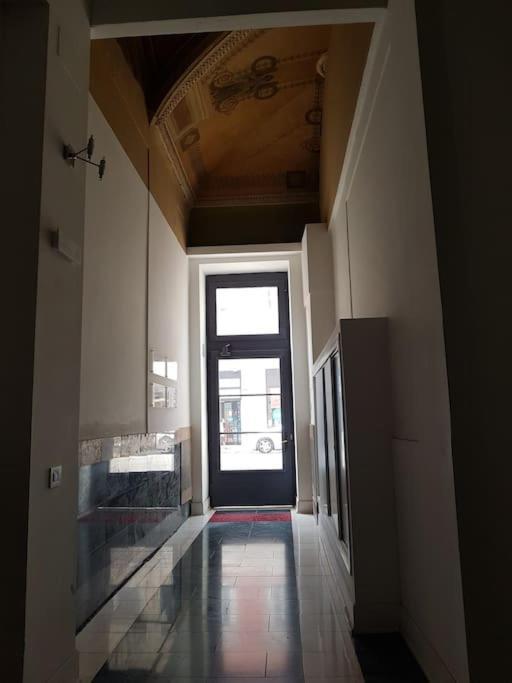 Still Und Stilvoll Im Stadtzentrum Daire Trieste Dış mekan fotoğraf