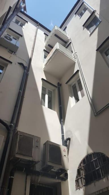 Still Und Stilvoll Im Stadtzentrum Daire Trieste Dış mekan fotoğraf